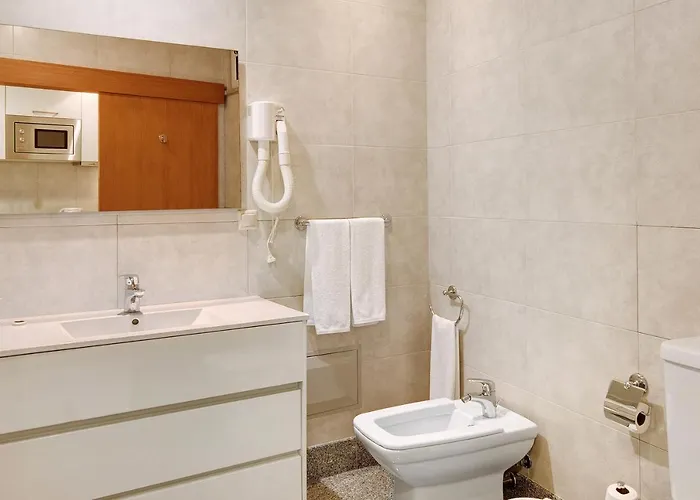 Dfm Happy Days F - * Funchal (Madeira)